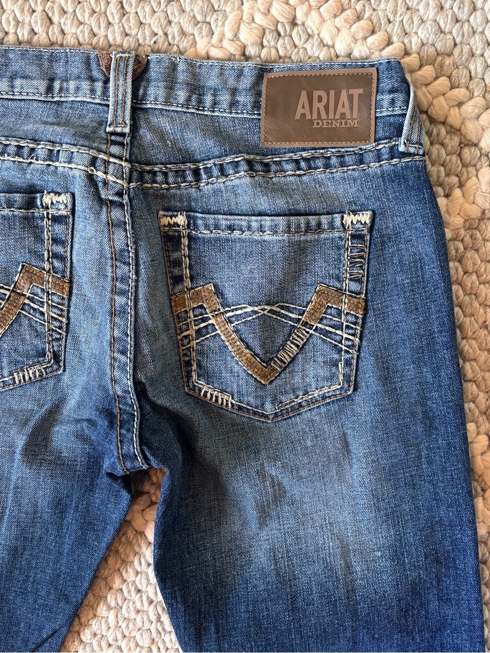 Ariat M7 Rocker Slim Fit Boot Cut Jeans - Medium Wash Men's - Picture 8 of 12